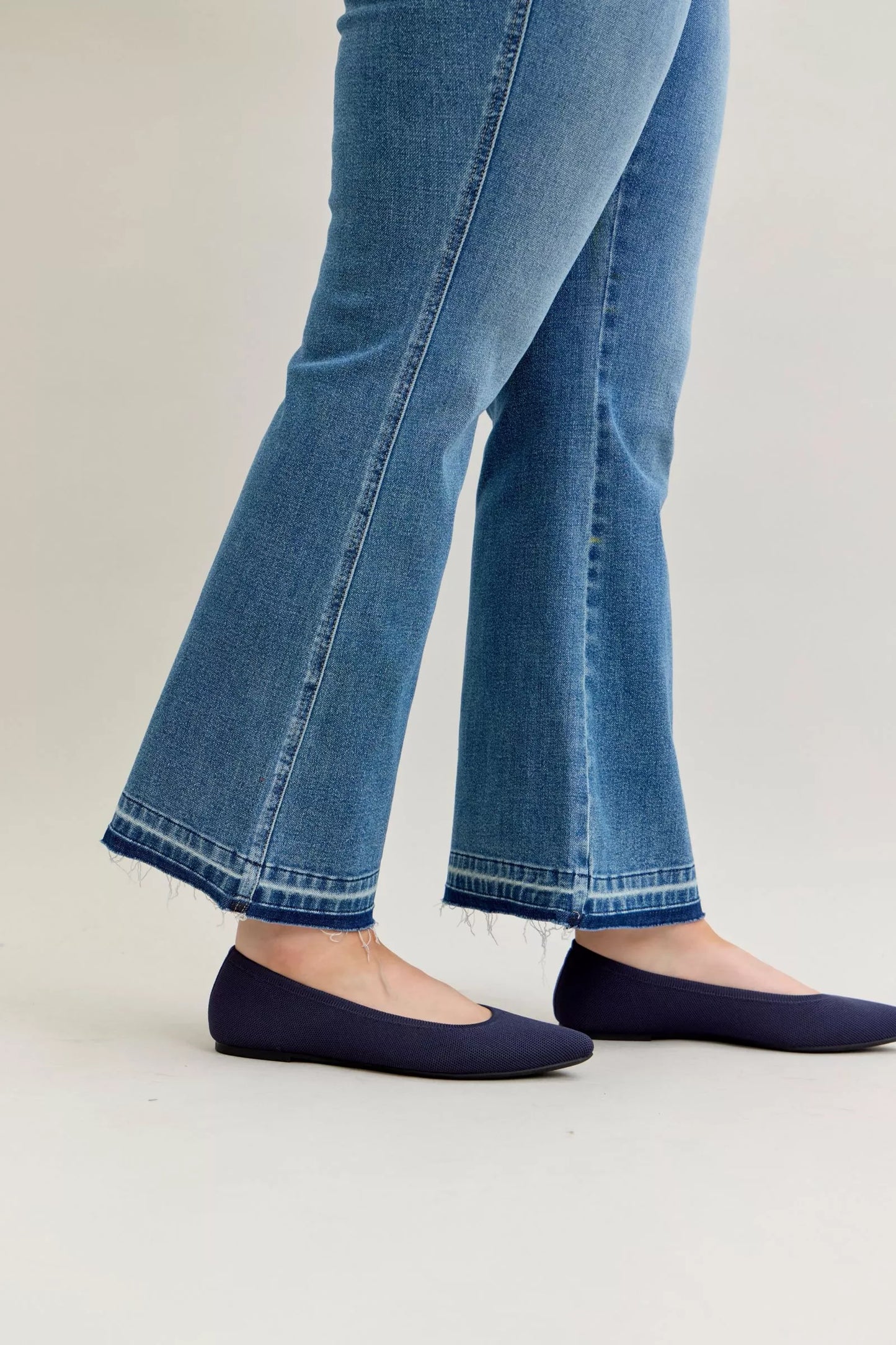 Judy Blue Full Size Mid Rise Slim Bootcut-Free Shipping - aurelia-clothing-8955
