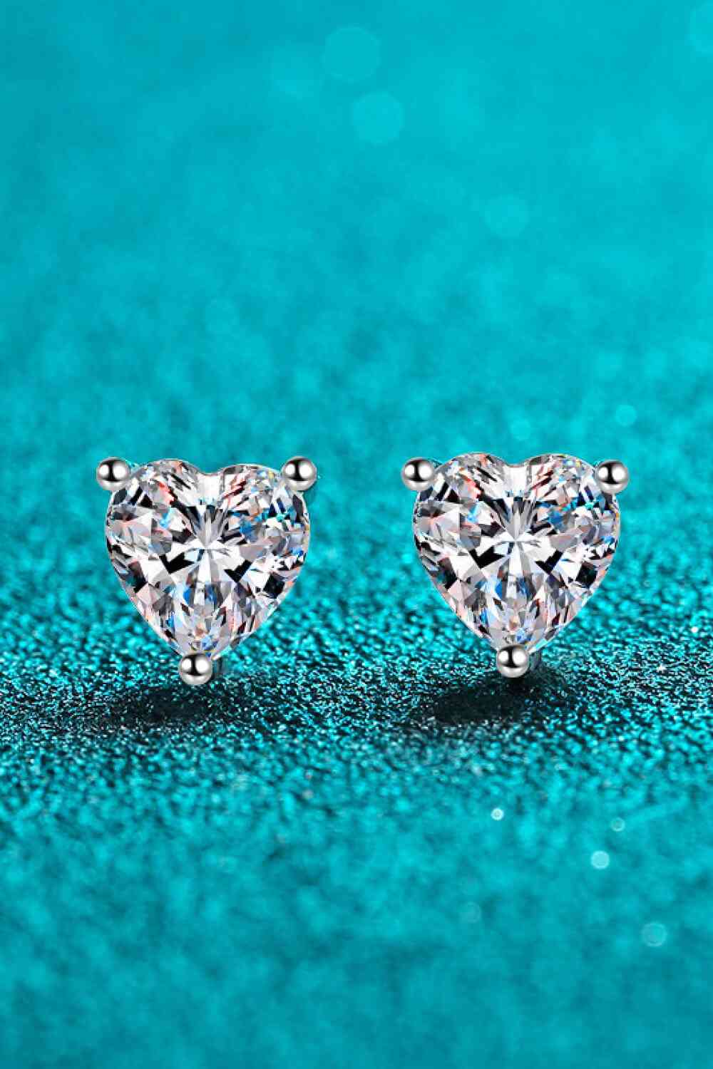 2 Carat Moissanite Heart-Shaped Stud Earrings - aurelia-clothing-8955