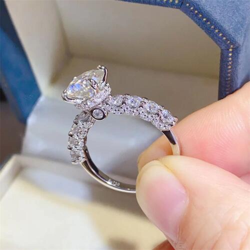 2 Carat Moissanite Sterling Silver Ring - aurelia-clothing-8955
