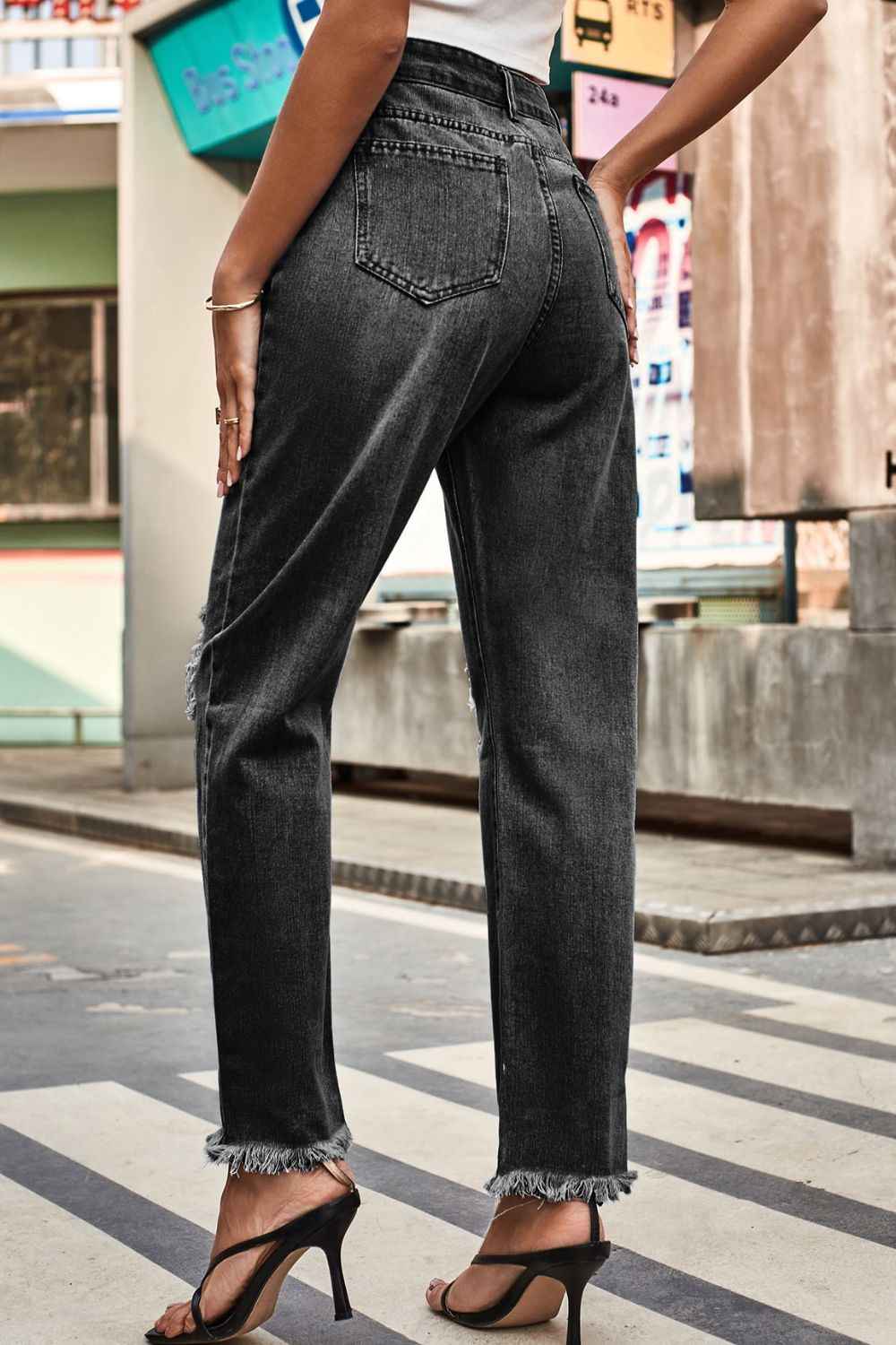 Distressed Buttoned Loose Fit Womens Jeans - aurelia-clothing-8955