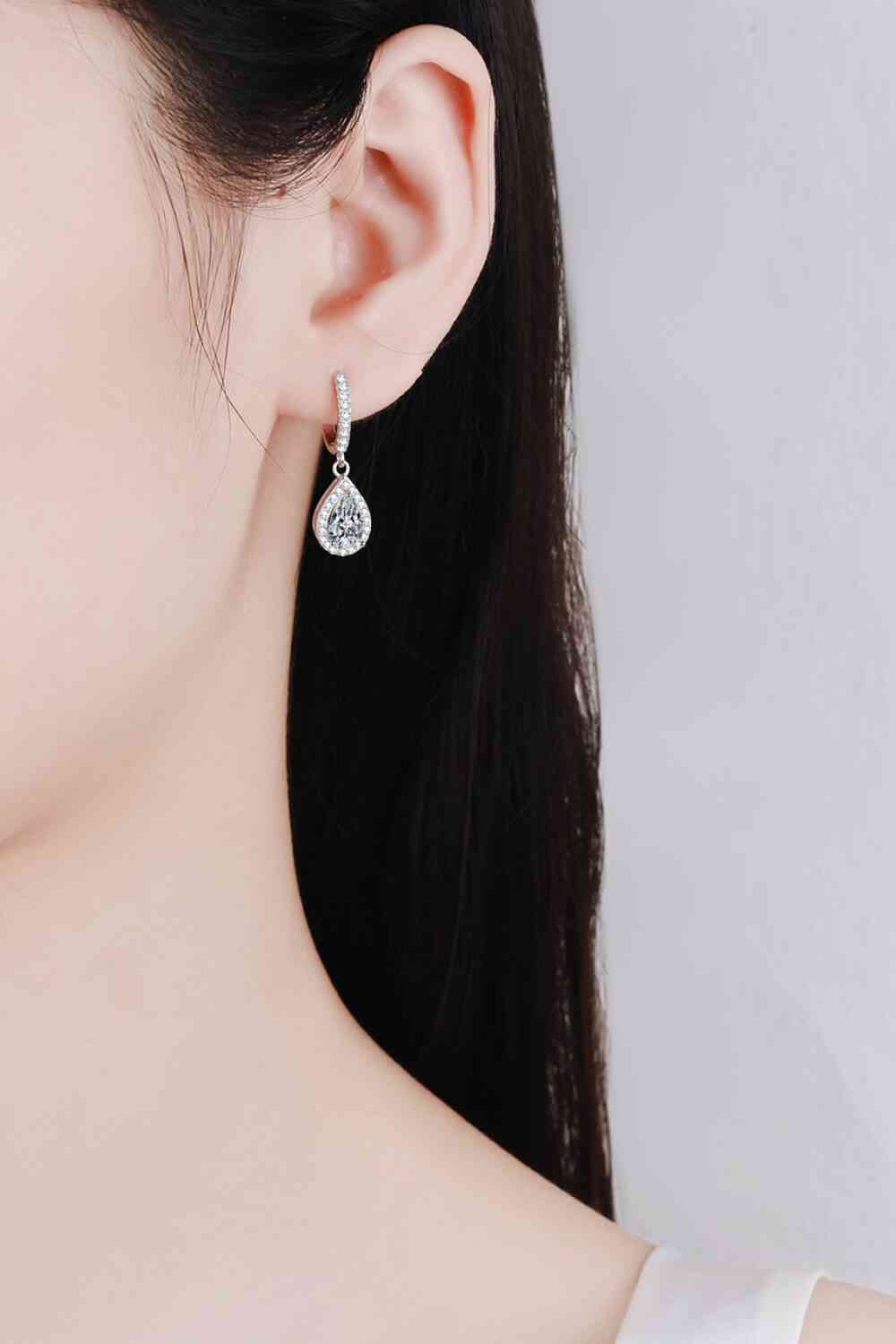 Moissanite Teardrop Earrings - aurelia-clothing-8955