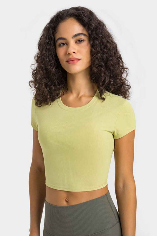 Round Neck Short Sleeve Cropped Sports T-Shirt - aurelia-clothing-8955