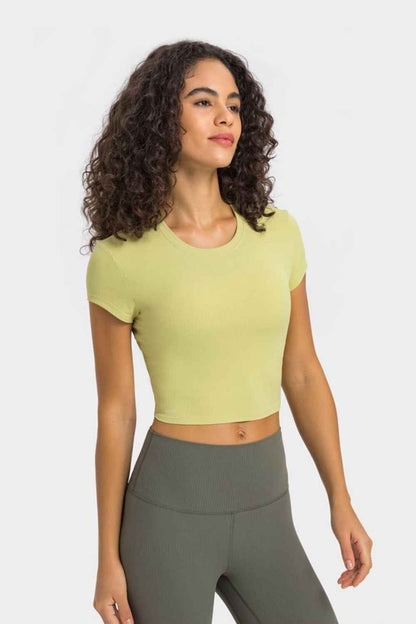 Round Neck Short Sleeve Cropped Sports T-Shirt - aurelia-clothing-8955