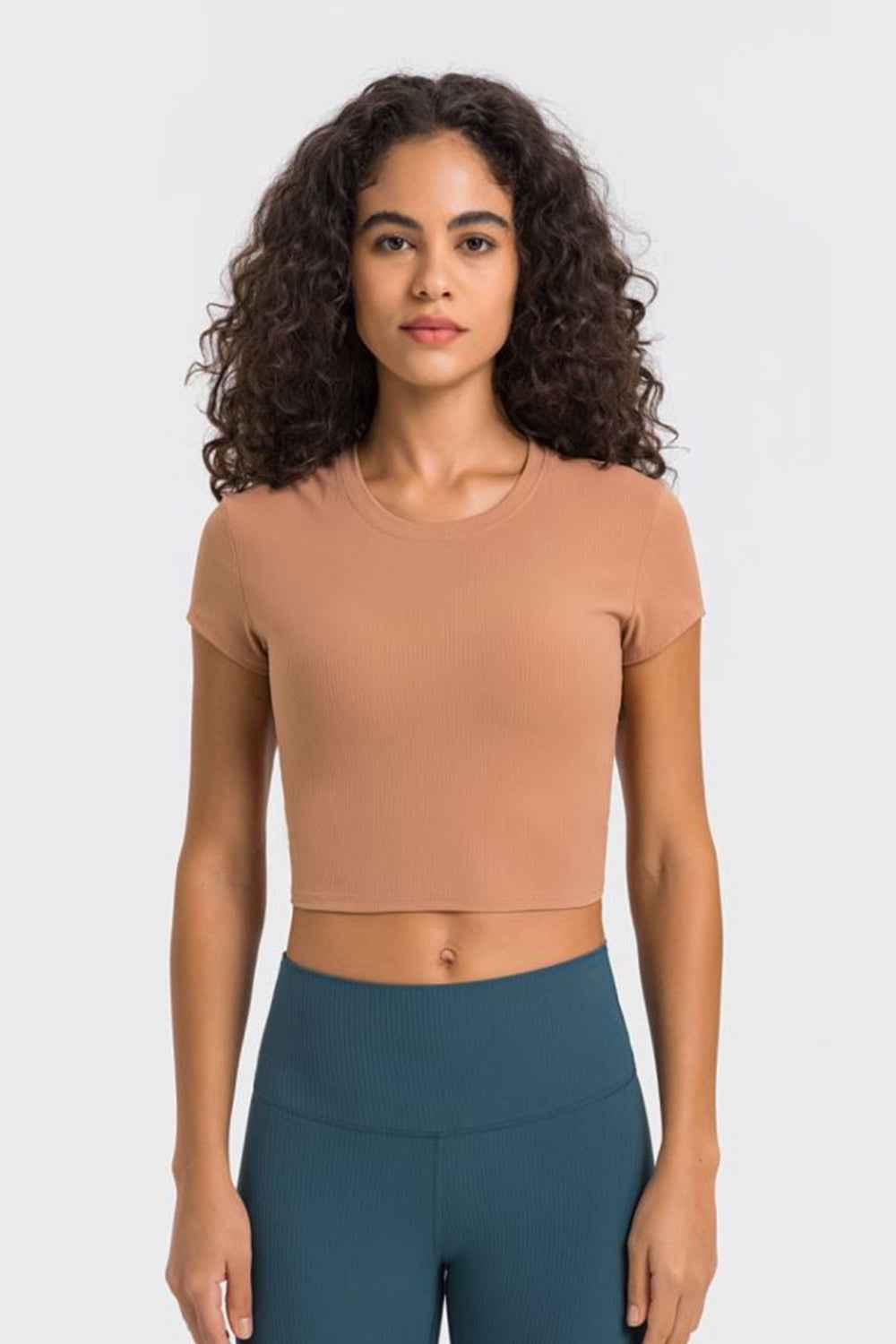Round Neck Short Sleeve Cropped Sports T-Shirt - aurelia-clothing-8955