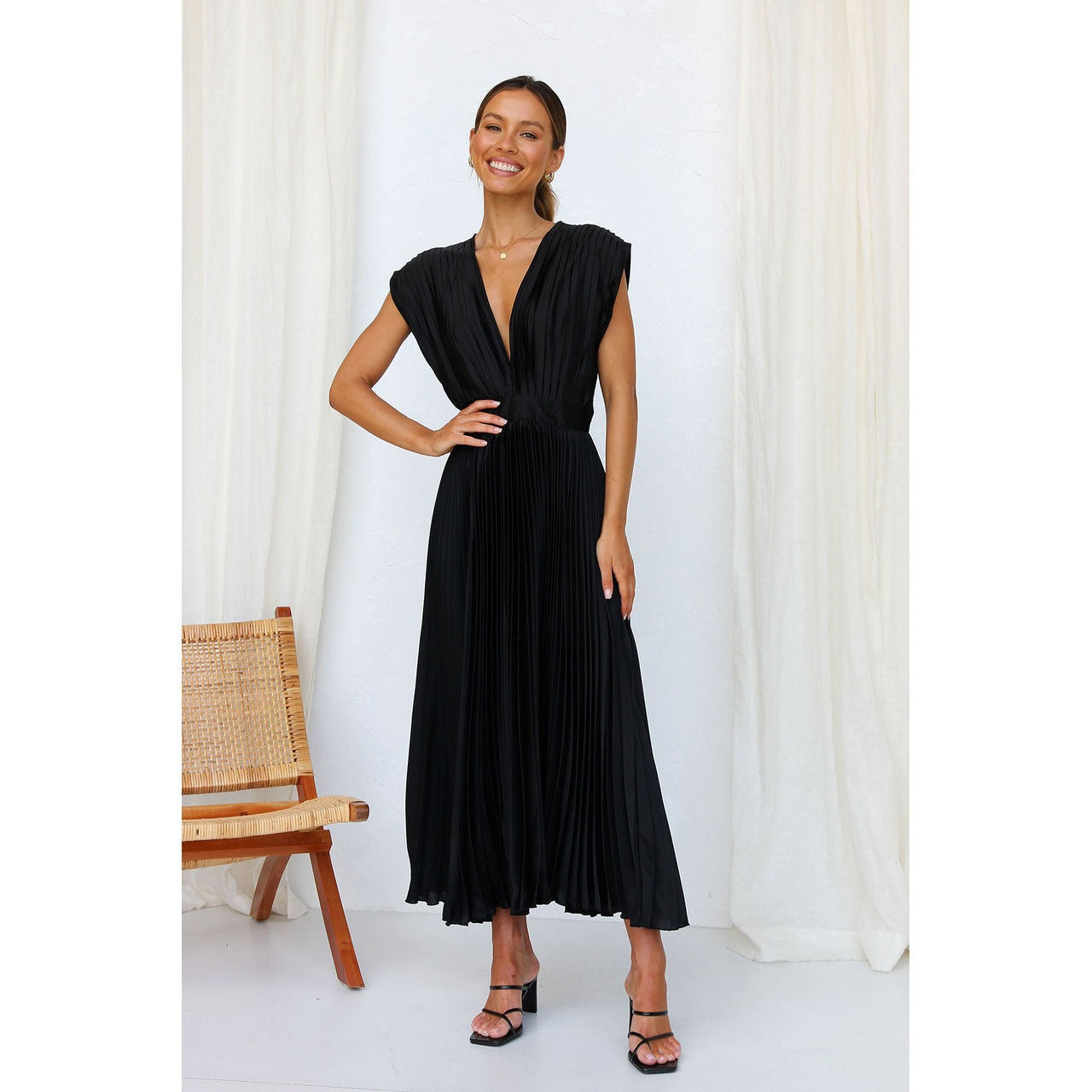 SpringSummer New Sexy Pleated Dress INS Casual Loose Zipper Sleeveless Dress - Free Shipping - aurelia-clothing-8955