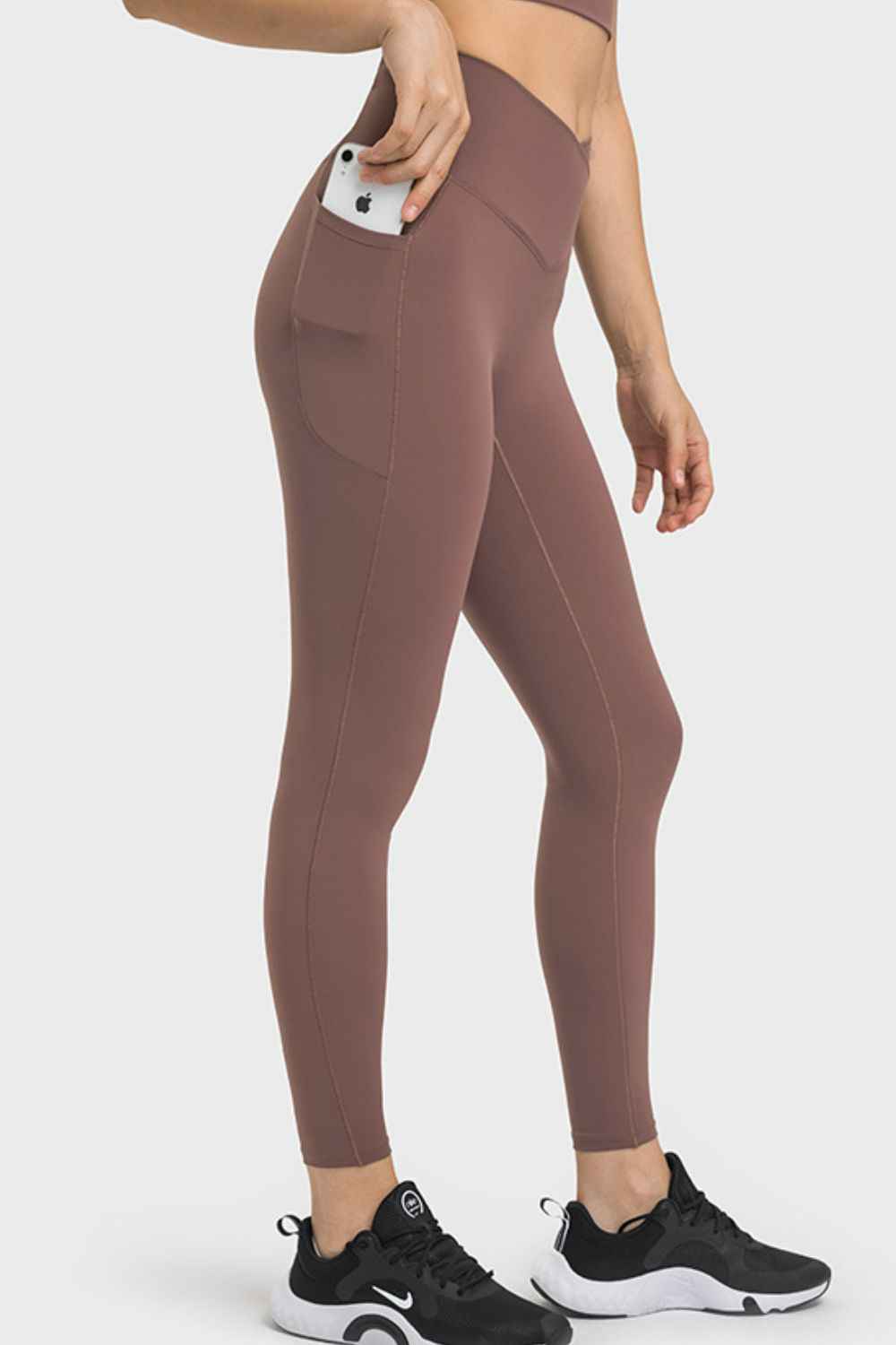 V-Waist Yoga Leggings with Pockets - aurelia-clothing-8955