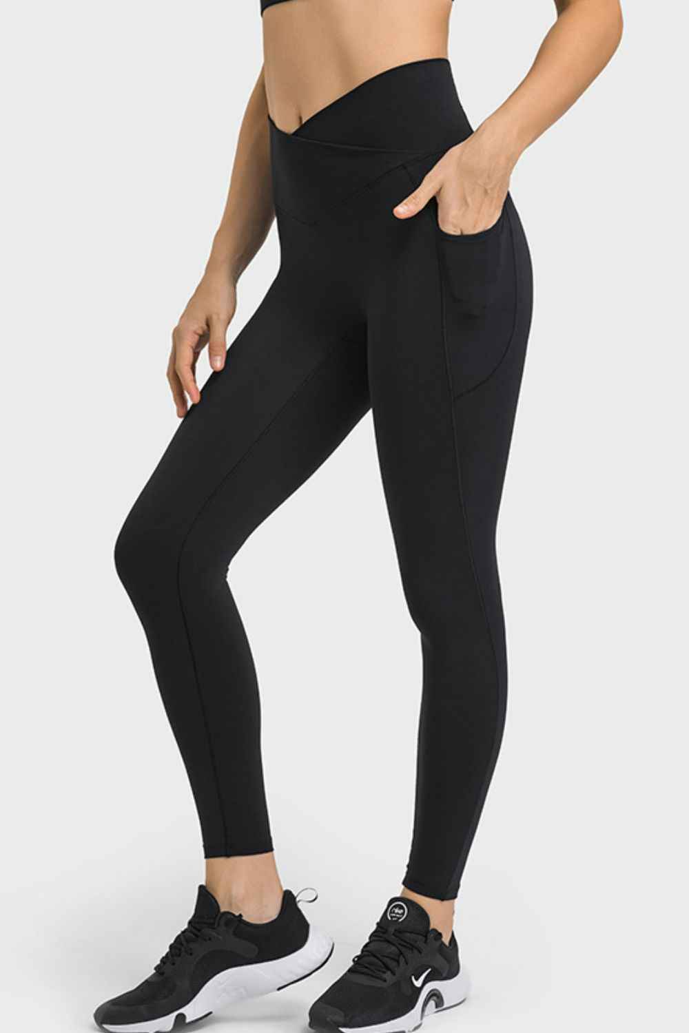 V-Waist Yoga Leggings with Pockets - aurelia-clothing-8955