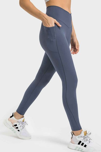 V-Waist Yoga Leggings with Pockets - aurelia-clothing-8955