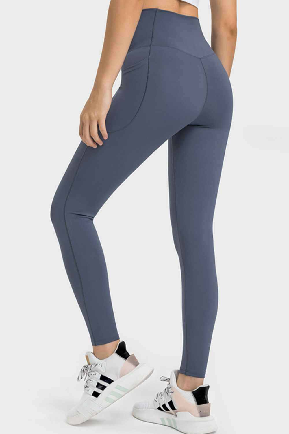 V-Waist Yoga Leggings with Pockets - aurelia-clothing-8955